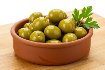 Aceitunas de manzanilla: sabor andaluz y calidad | La Coruña